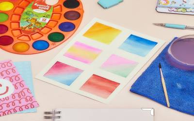 Estojo de aquarela godê Leo e Leo Estojo de aquarela godê Leo e Leo